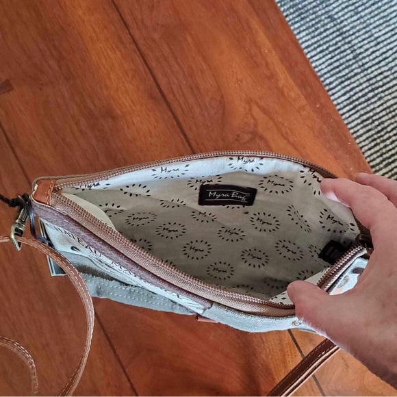 Myra Bag Francais Pathway Small Crossbody Purse Bag - Picture 6 of 7